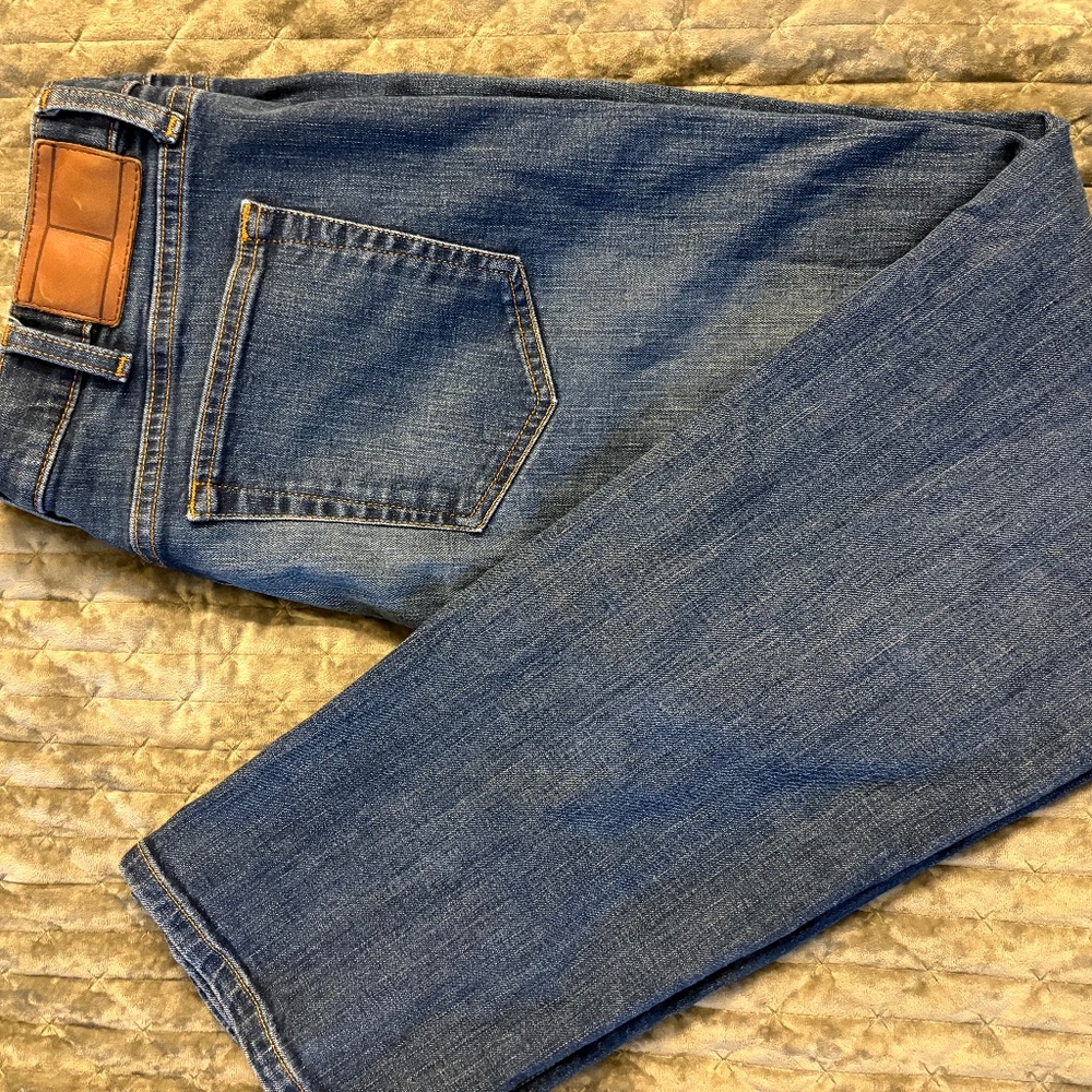 Tommy Hilfiger Denim Men’s Jeans 38x32 Relaxed Fit Blue Straight Leg